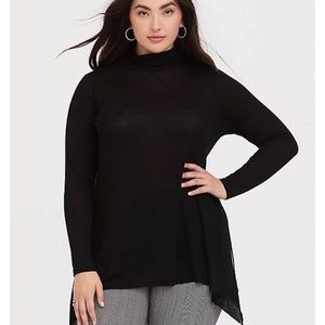 TORRID HACCI TURTLENECK SHARKBITE TUNIC